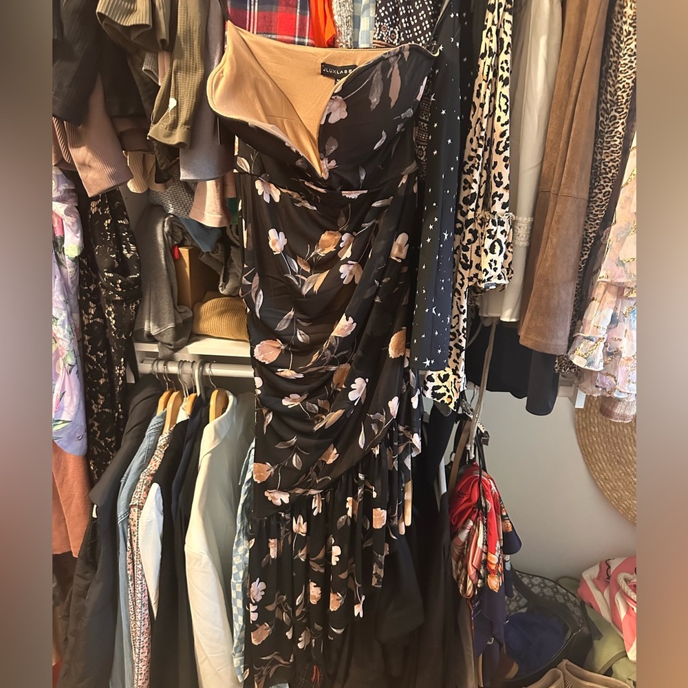 JLUXLABEL, medium, floral/black